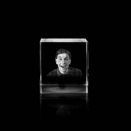 Crystal Cube 5 x 5 x 5 cm with Engraving and LED base with a boys picture